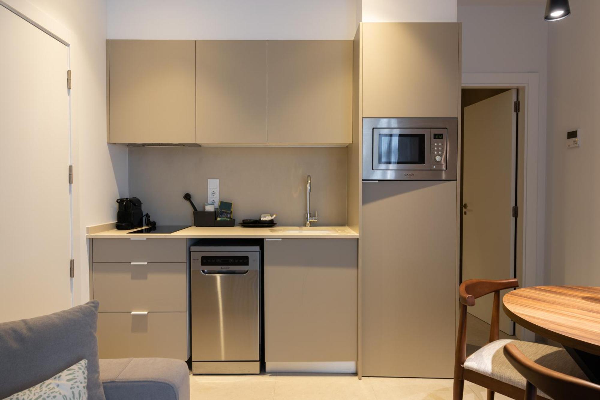 Dorm4You Arena Standar Junior Валенсия Екстериор снимка