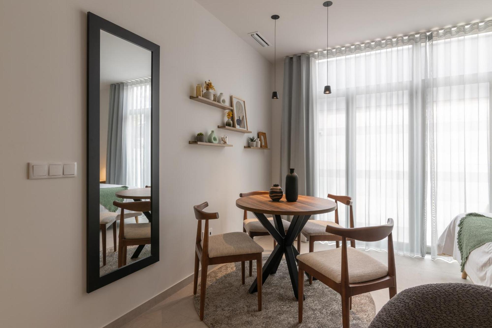 Dorm4You Arena Standar Junior Валенсия Екстериор снимка